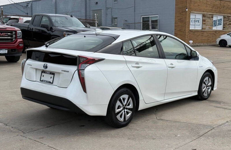 2017 Toyota Prius Three