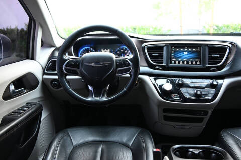 2019 Chrysler Pacifica Touring L