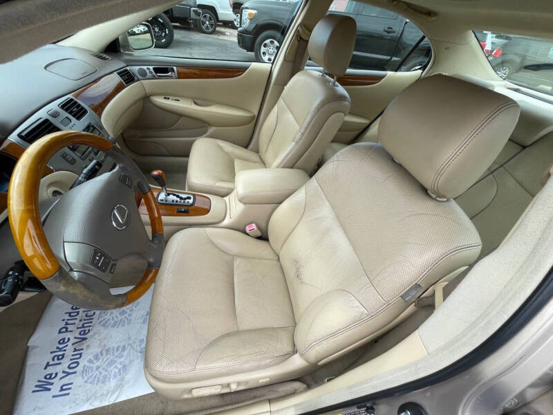 2005 Lexus ES 330