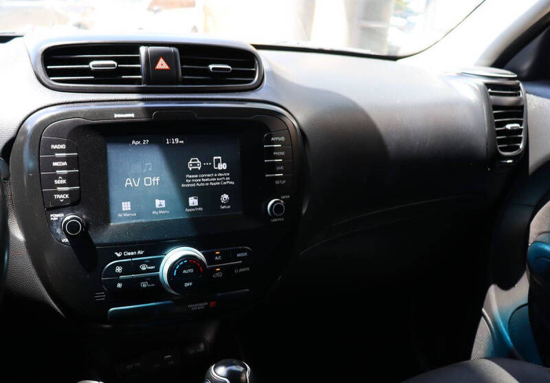 2018 Kia Soul +