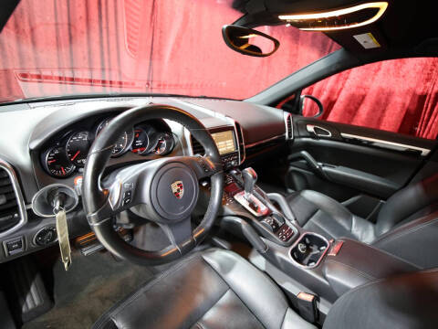 2011 Porsche Cayenne Tiptronic