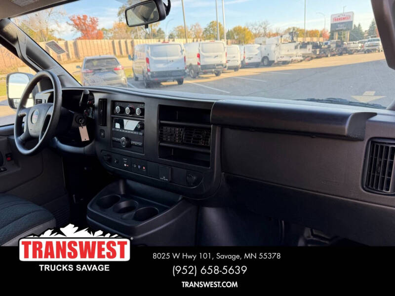 2024 GMC Savana 2500