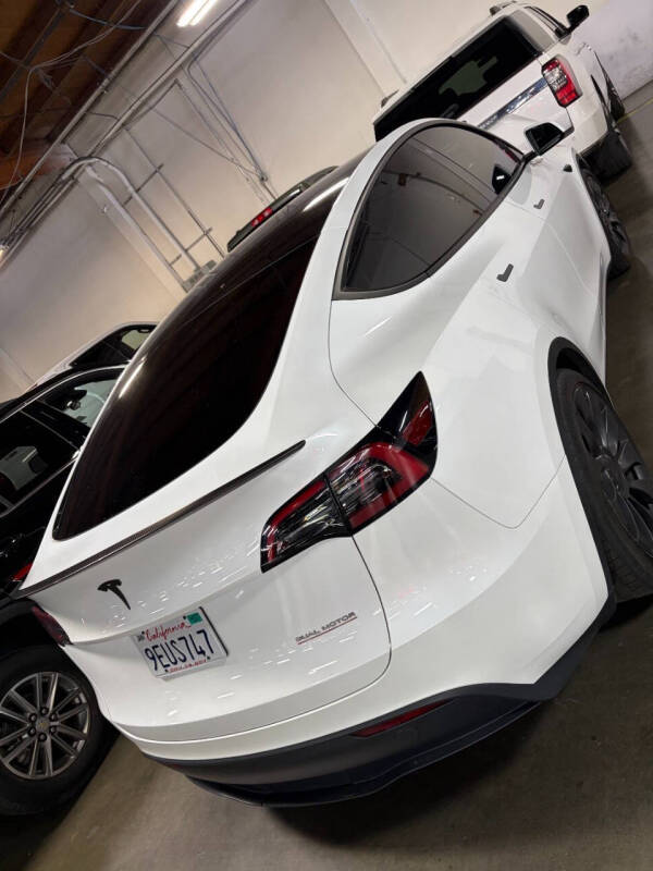 2023 Tesla Model Y Performance