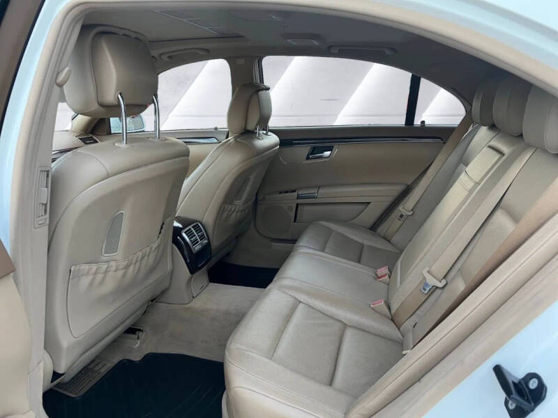 2010 Mercedes-Benz S-Class S 550 4MATIC