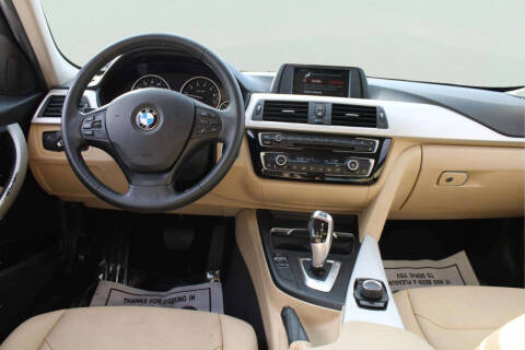 2018 BMW 3 Series 320i