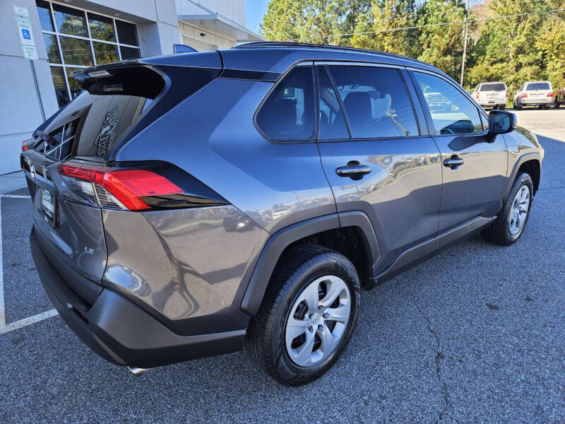 2021 Toyota RAV4 LE