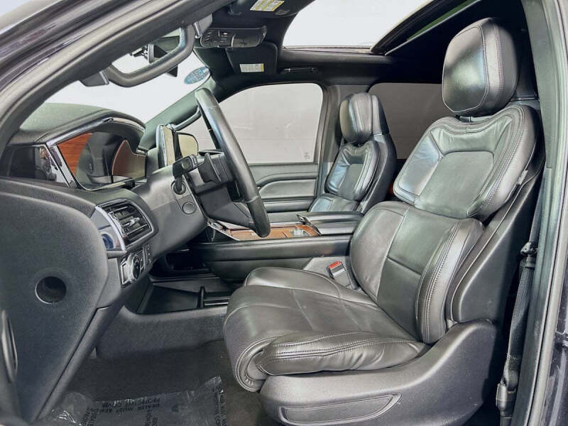 2020 Lincoln Navigator L Reserve