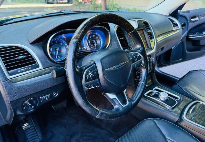 2016 Chrysler 300 C