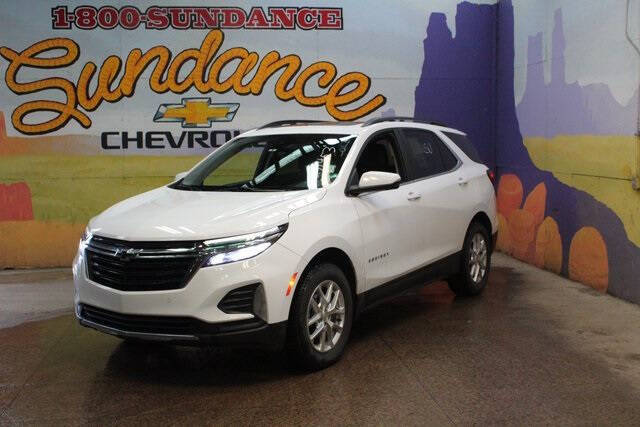 Used 2022 Chevrolet Equinox LT with VIN 3GNAXUEV1NL271453 for sale in Grand Ledge, MI
