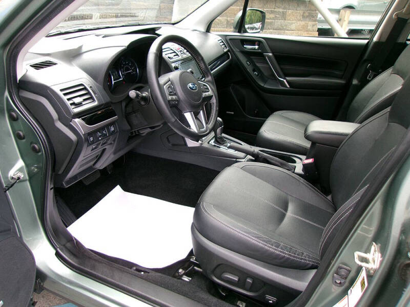 2017 Subaru Forester 2.5i Touring