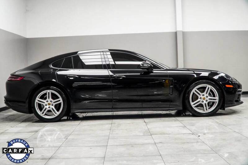 2018 Porsche Panamera