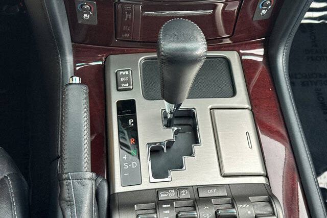 2014 Lexus LX 570