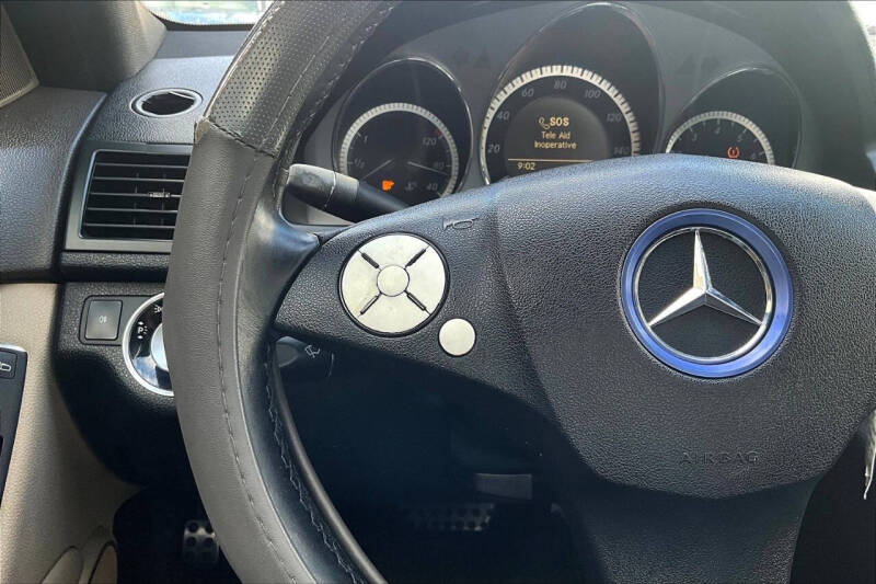 2011 Mercedes-Benz 300-Class