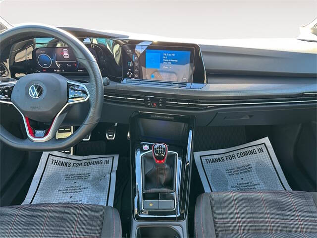 2023 Volkswagen Golf GTI SE