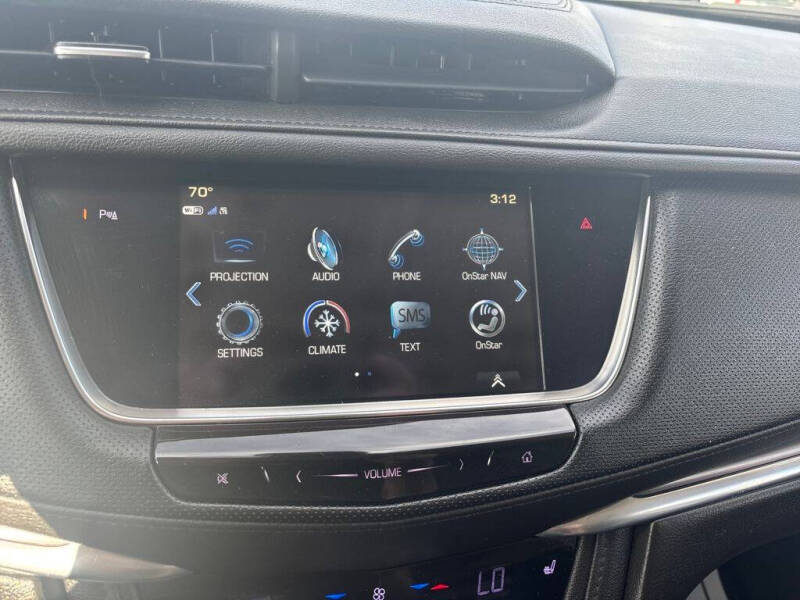 2018 Cadillac XT5 Luxury