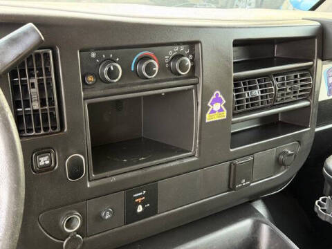 2017 Chevrolet Express 2500