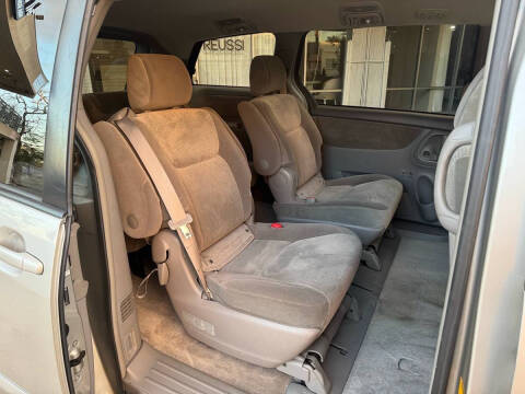 2006 Toyota Sienna LE 7 Passenger