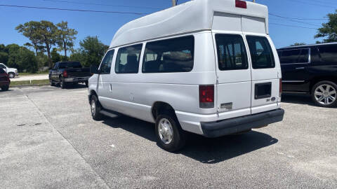 2009 Ford E-Series E-350 SD XLT