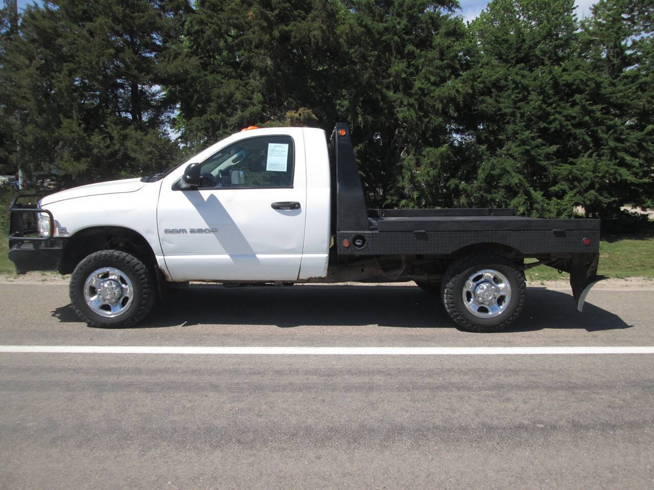 White 2004 Dodge Ram 2500 SLT 2dr Regular Cab SLT 4WD LB 19