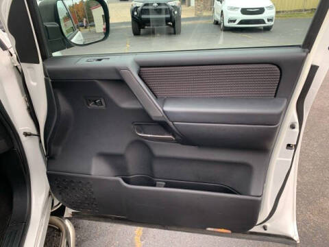 2010 Nissan Titan SE