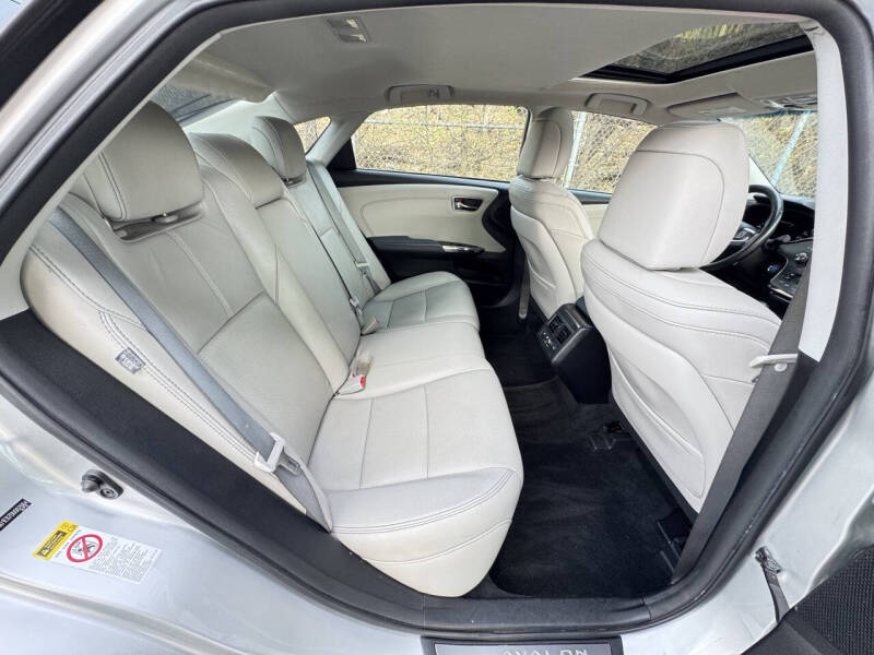 2013 Toyota Avalon Hybrid Limited