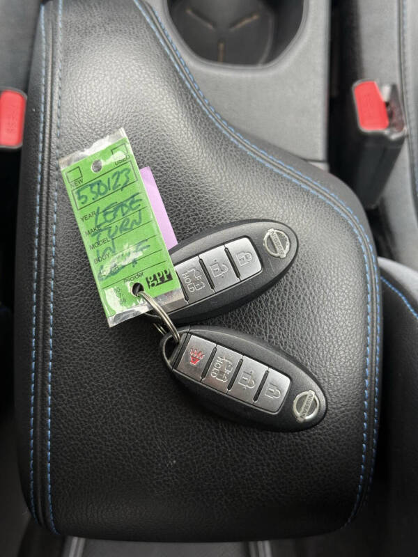 2022 Nissan LEAF SL PLUS