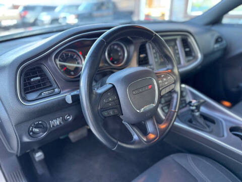 2016 Dodge Challenger SXT