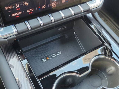 2025 GMC Yukon XL Elevation