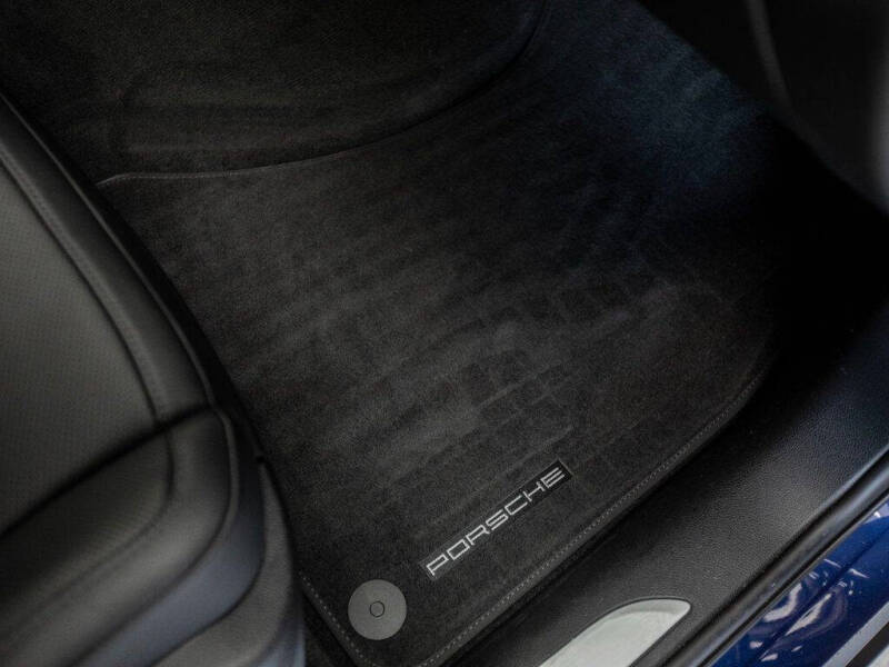 2024 Porsche Macan S