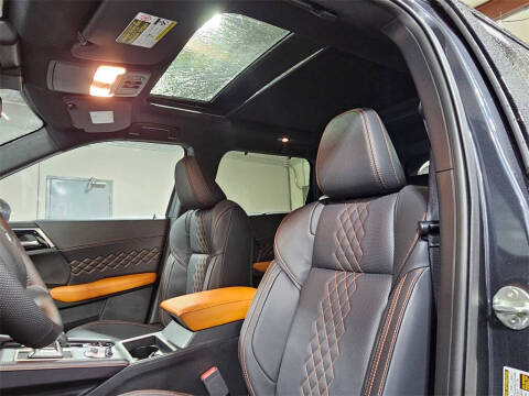 2025 Mitsubishi Outlander PHEV