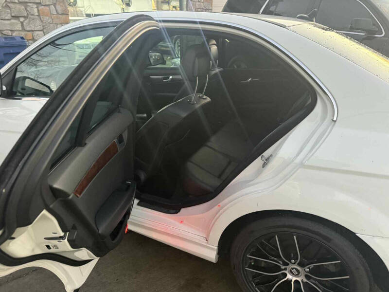 2009 Mercedes-Benz C-Class C 300 Luxury