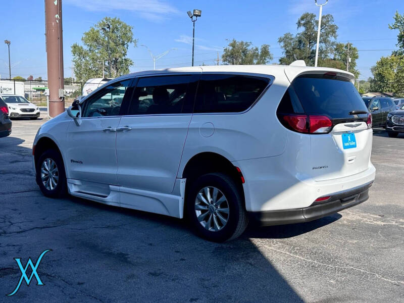 2018 Chrysler Pacifica Touring Plus