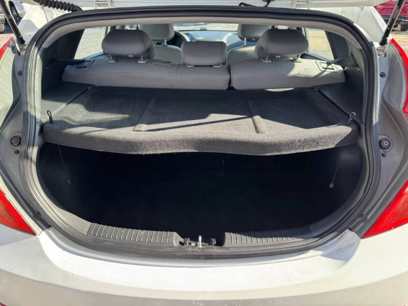 2012 Hyundai Accent GS