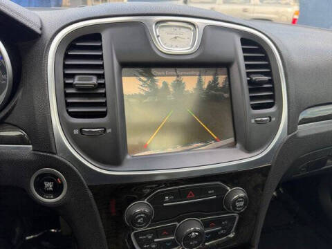 2016 Chrysler 300 C