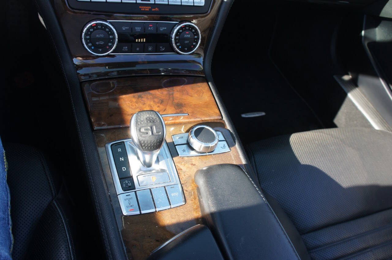 2013 Mercedes-Benz SL-Class 6