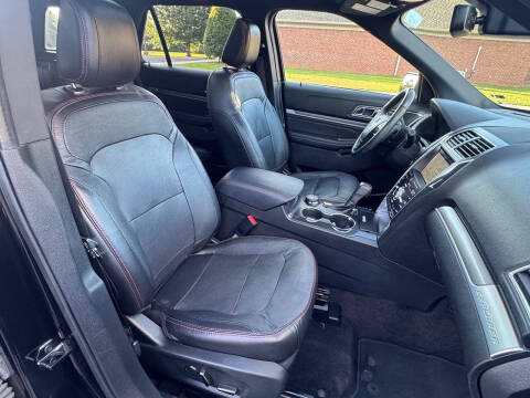 2018 Ford Explorer Sport