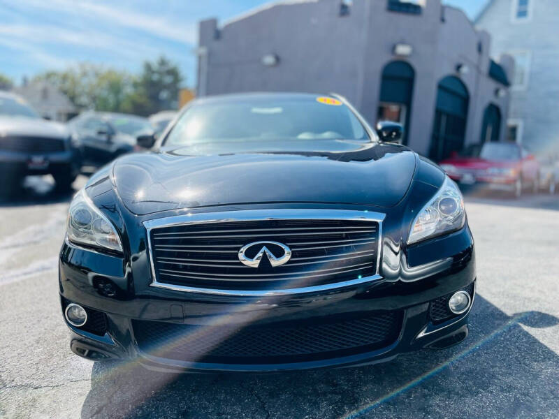 2014 Infiniti Q70 for sale at H & H Motors 2 LLC in Baltimore MD