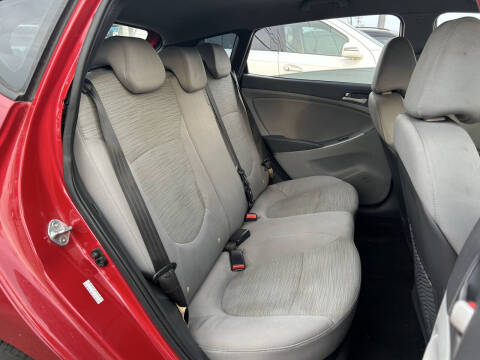 2017 Hyundai Accent SE