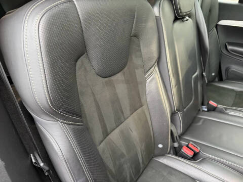 2017 Volvo XC90 T6 R-Design