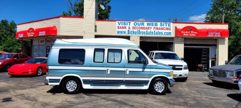 1994 Ford E-Series for sale at Bickel Bros Auto Sales, Inc in West Point KY