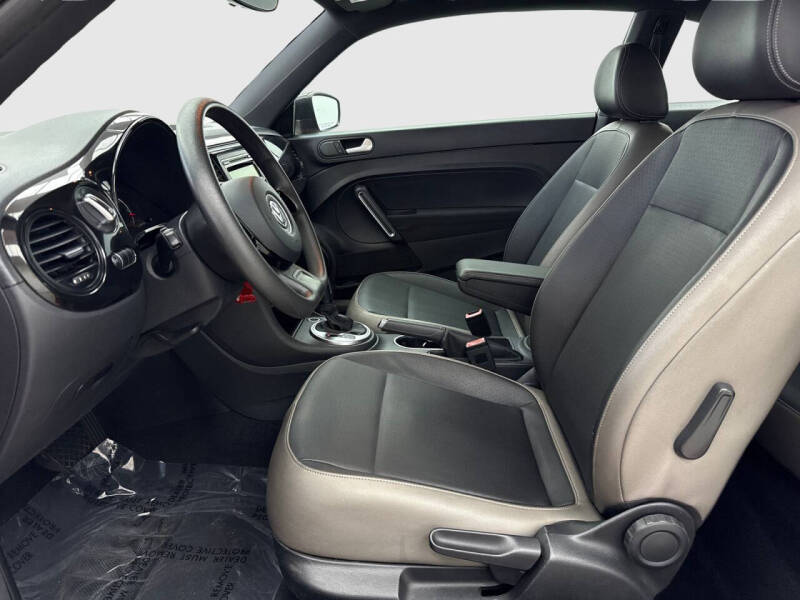 2015 Volkswagen Beetle 1.8T Classic PZEV