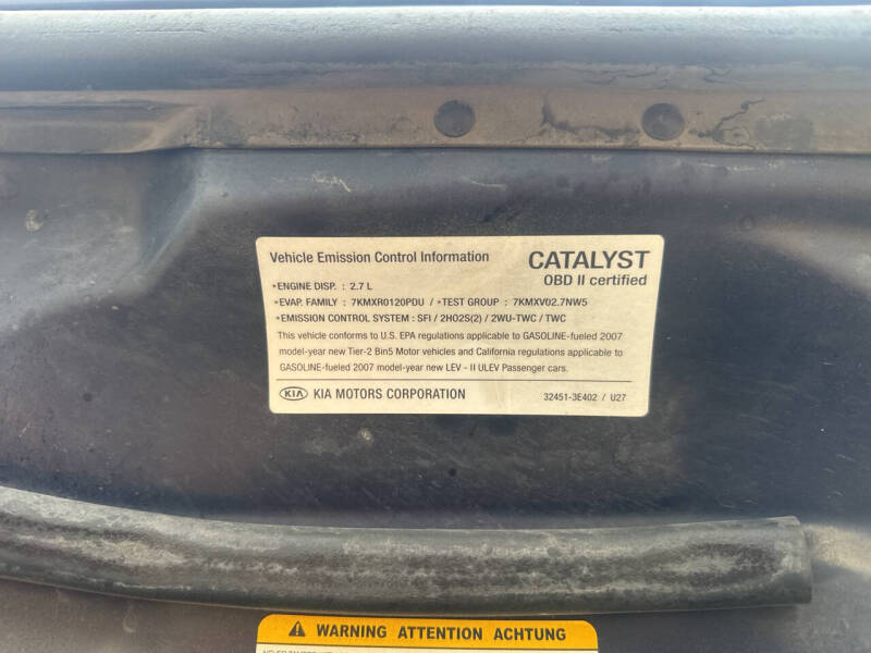 2007 Kia Rondo EX