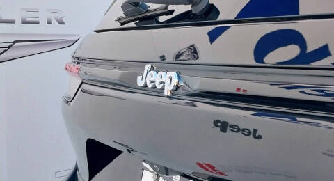 2023 Jeep Grand Cherokee Laredo