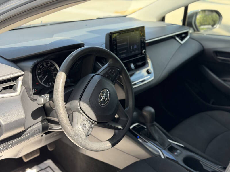 2022 Toyota Corolla LE