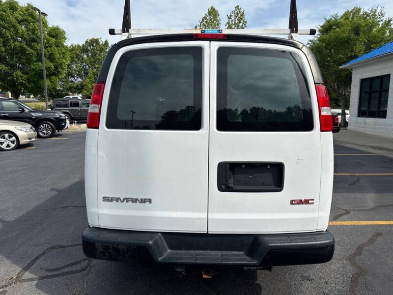 2020 GMC Savana 2500