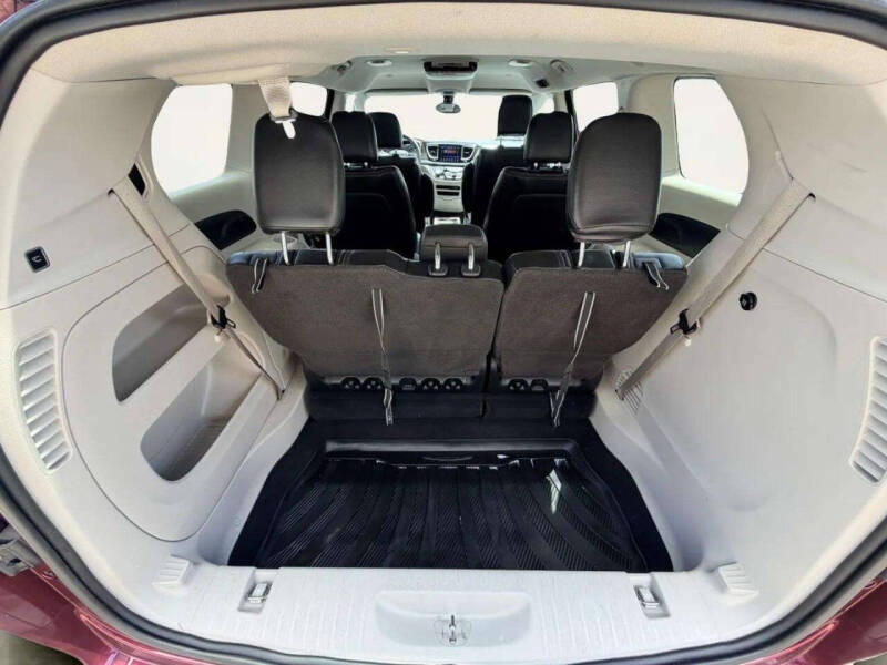 2017 Chrysler Pacifica Touring
