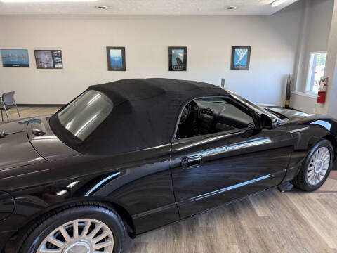 2005 Ford Thunderbird Deluxe