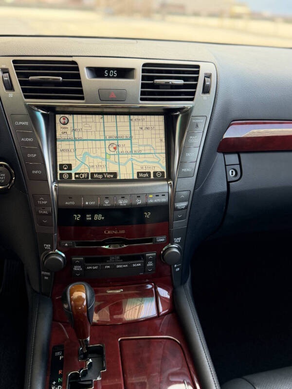 2007 Lexus LS 460