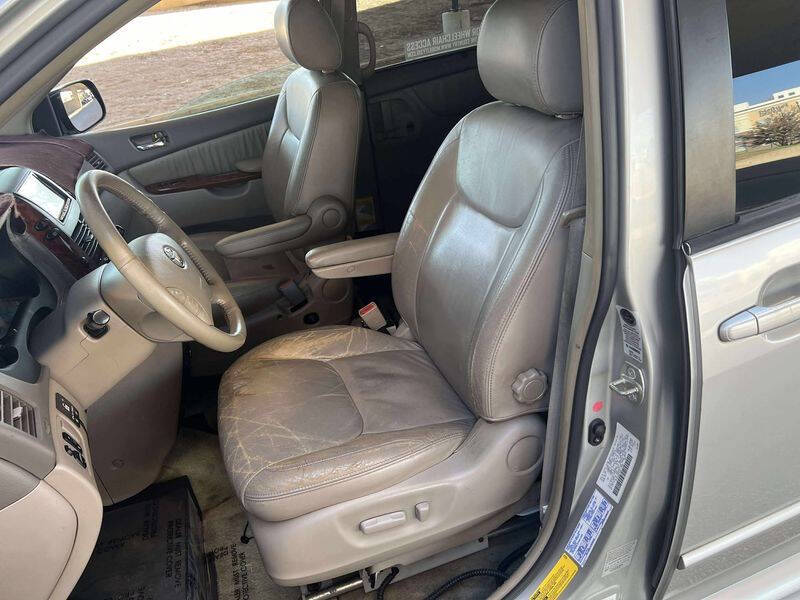 2004 Toyota Sienna