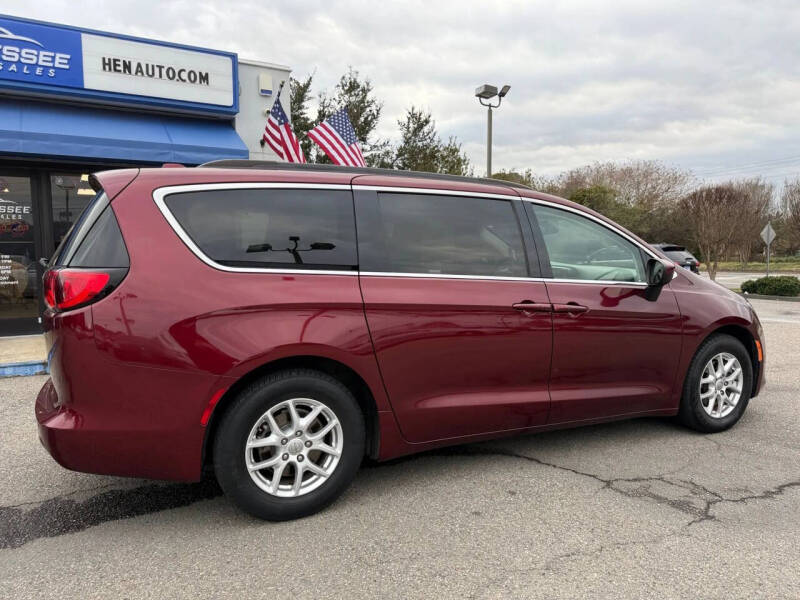 2020 Chrysler Voyager LXi